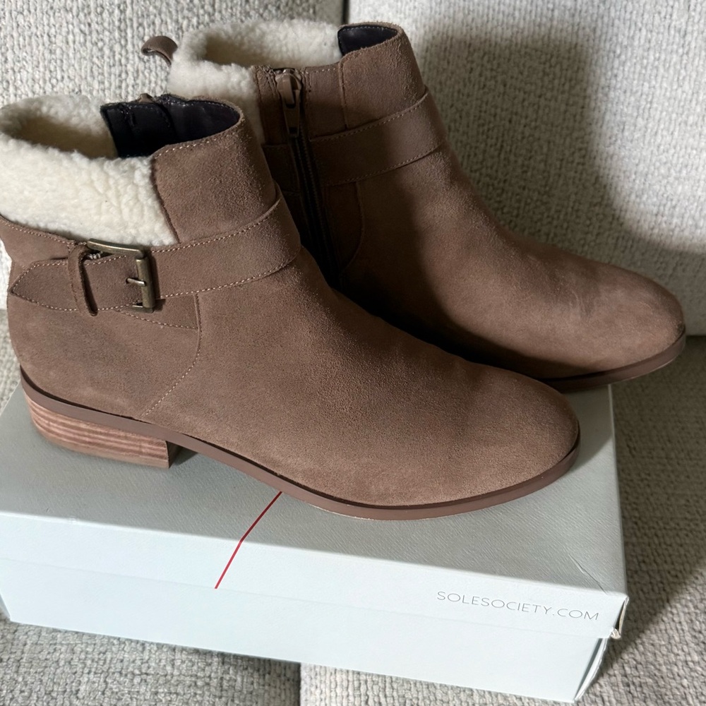 Sole Society Austen Suede Shearling-Lined Ankle Boots in Taupe